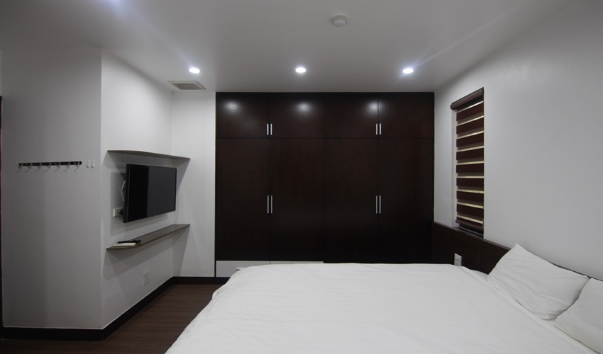 Modern 01 bedroom apartment for rent in Xuan Dieu, Tay Ho, Hanoi